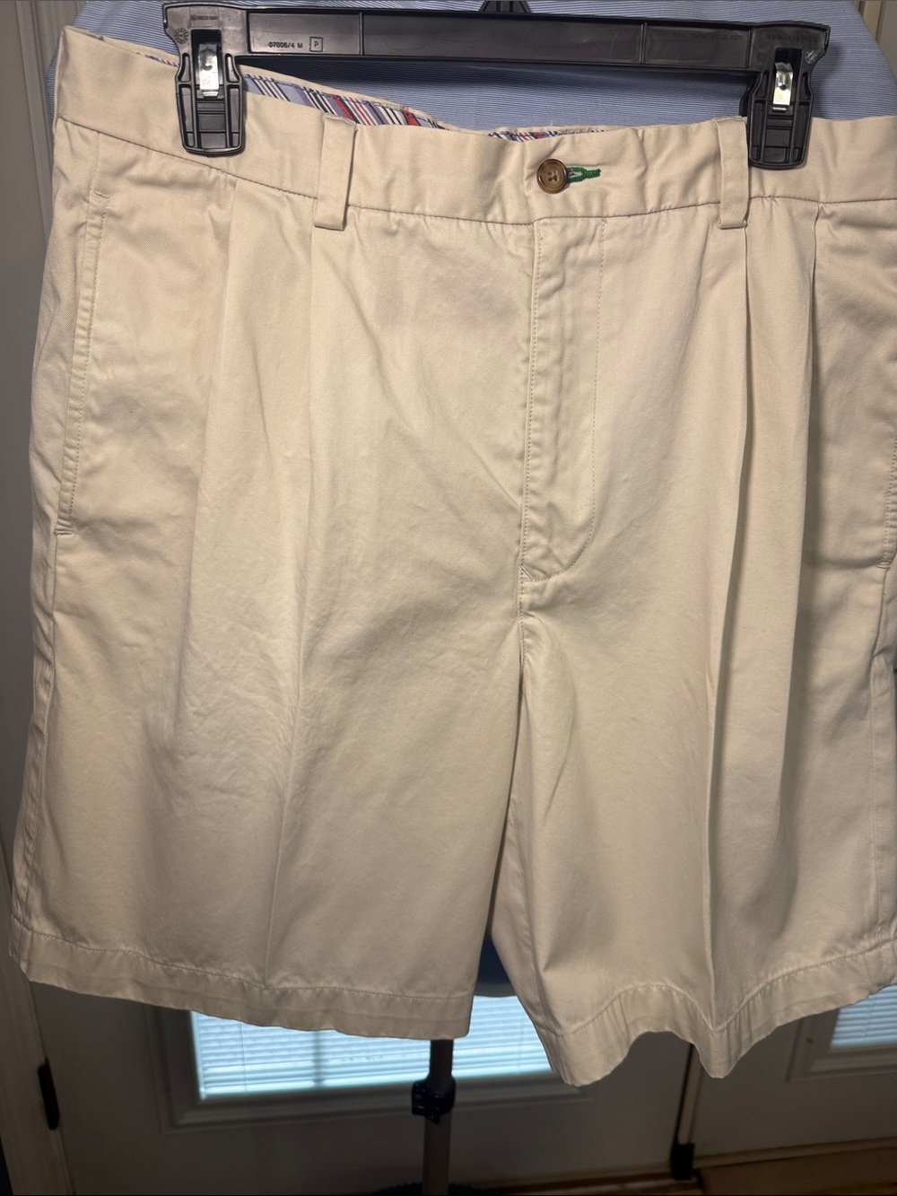 Tommy Hilfiger Cream Flat Front Chino Shorts